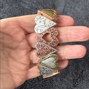LIA SOPHIA Heart Design Mixed Metal Bracelet
THIS IS VERY NICE
Wear it every day